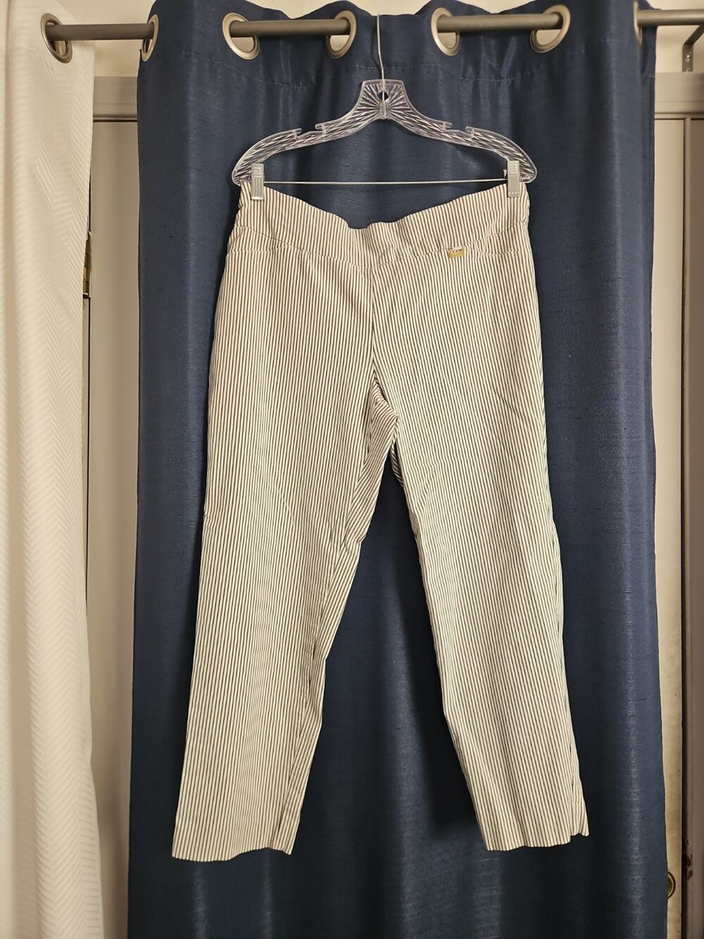Anne Klein Women's Capri Dress Pant Black And White Striped Large (12-14)